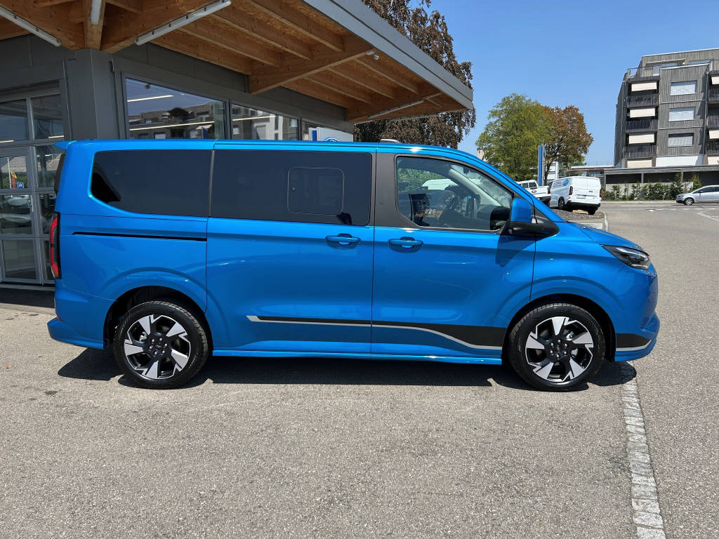 FORD Tourneo Custom Bus 340 L1 2.5 Duratec 233 Sport PHEV-image-1