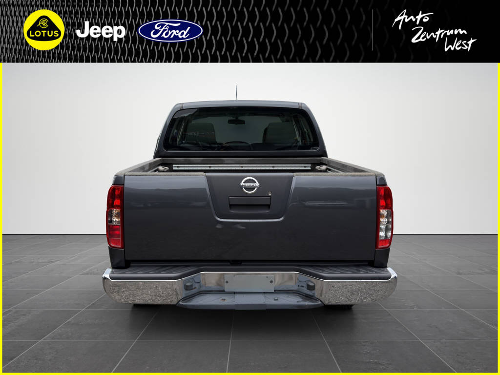 NISSAN Navara 2.5 dCi Double Cab SE-image-3