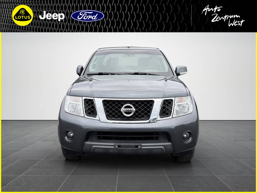 NISSAN Navara 2.5 dCi Double Cab SE-image-7