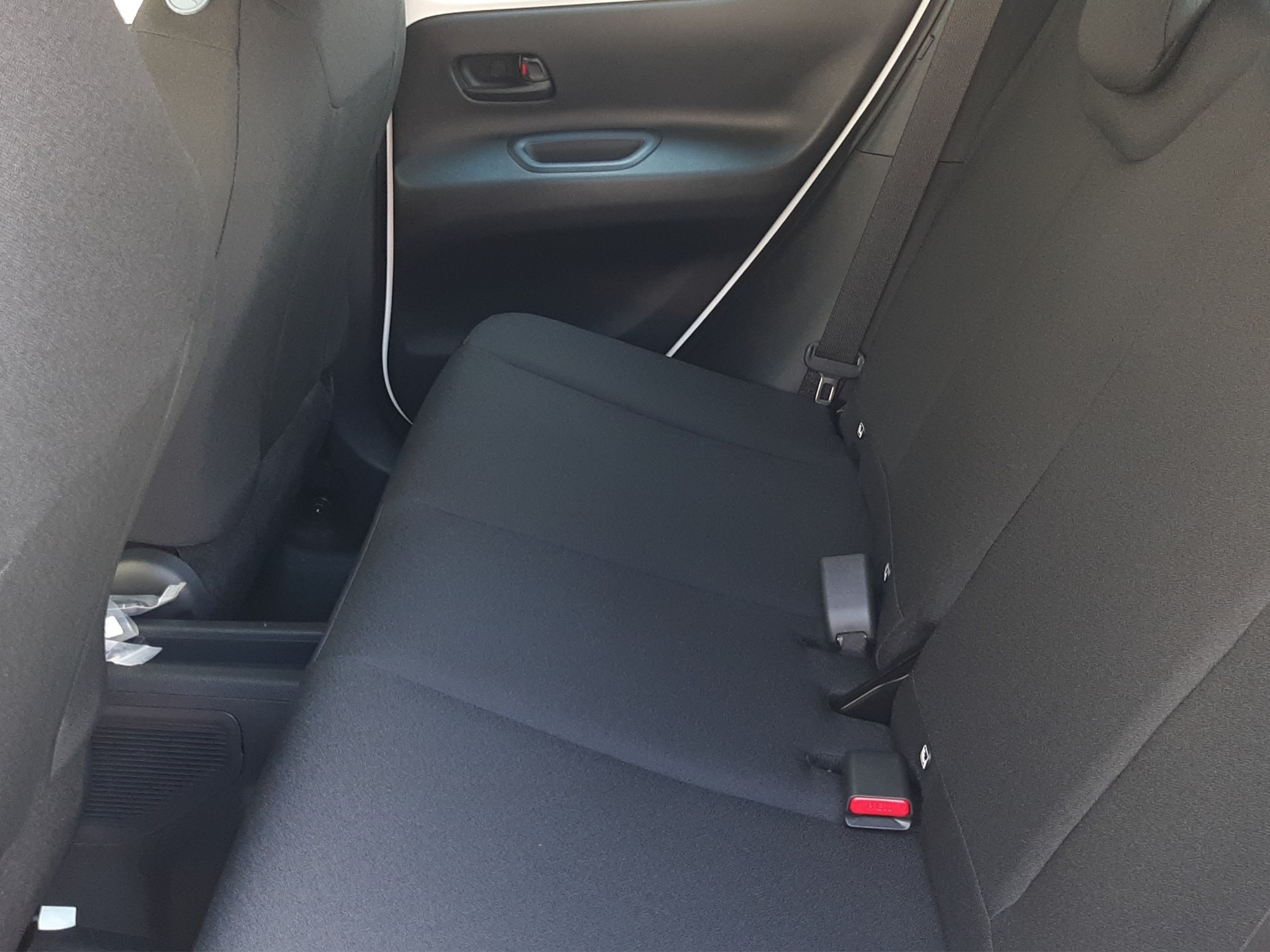 TOYOTA Aygo X 1.5 VVT-i HSD Comfort-image-12