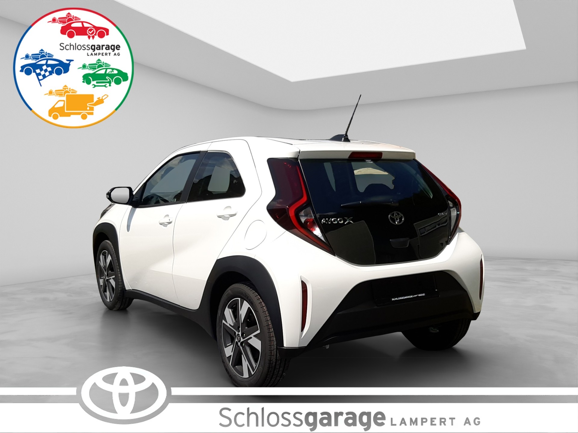 TOYOTA Aygo X 1.5 VVT-i HSD Comfort-image-3