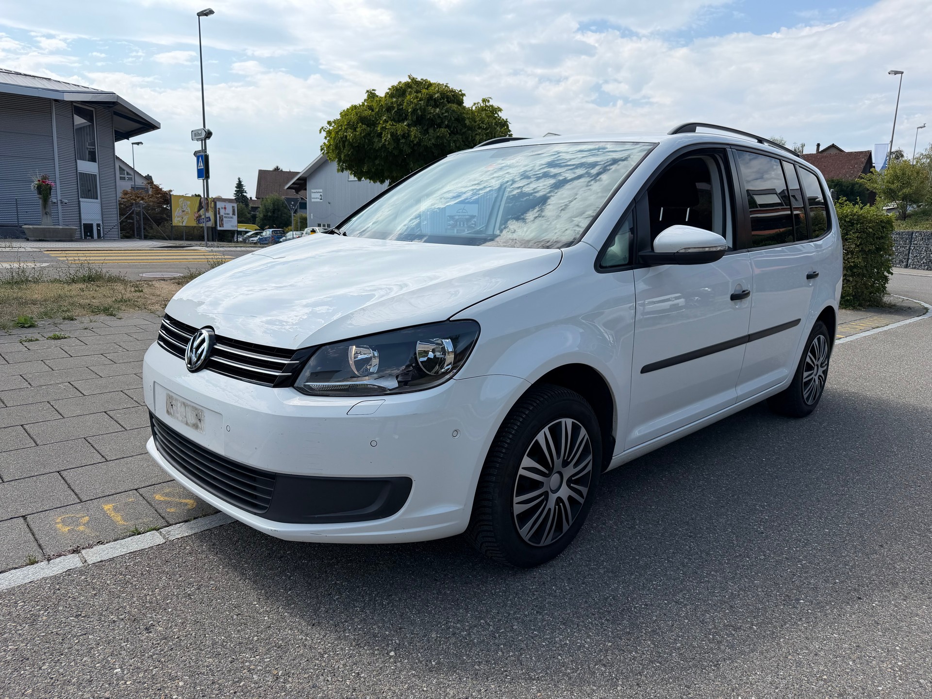 VW Touran 1.4 TSI EcoFuel Team DSG-showroom-element-2