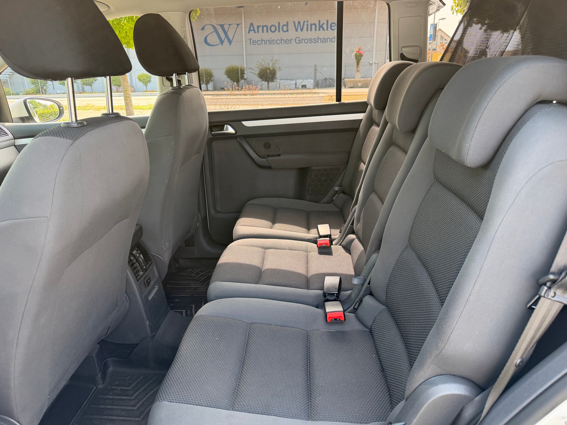 VW Touran 1.4 TSI EcoFuel Team DSG-image-6