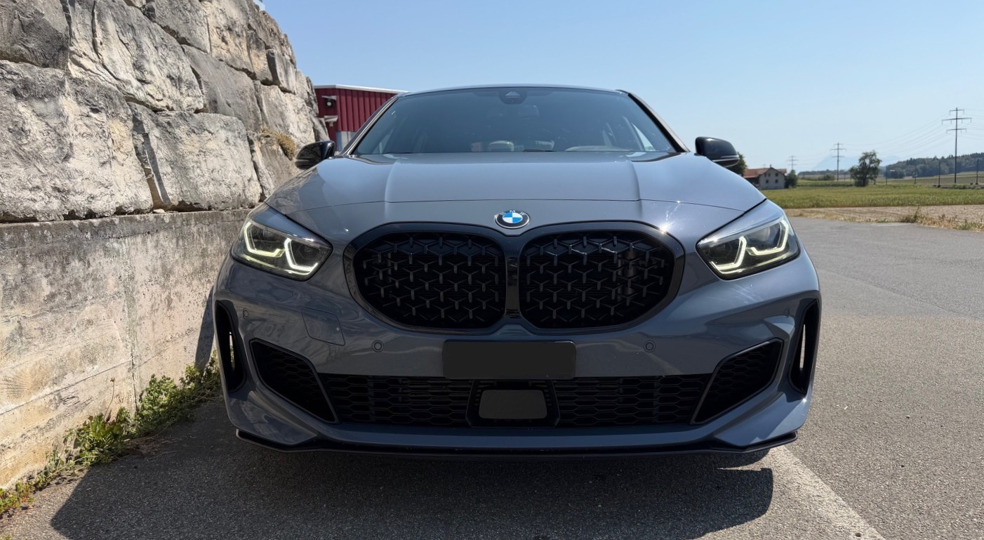 BMW M135i xDrive-image-0