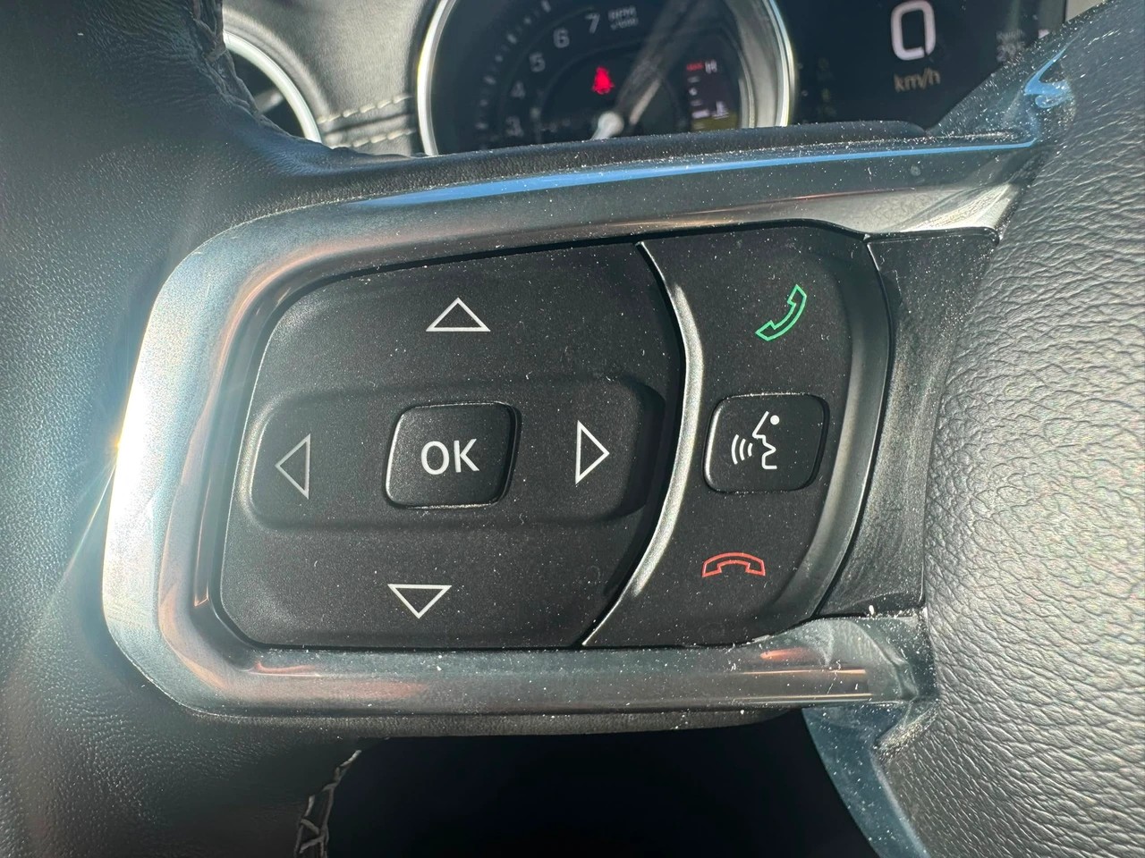 JEEP Wrangler 2.0 PHEV Unlimited Rubicon Automatic Soft Top Sky One Touch-image-15