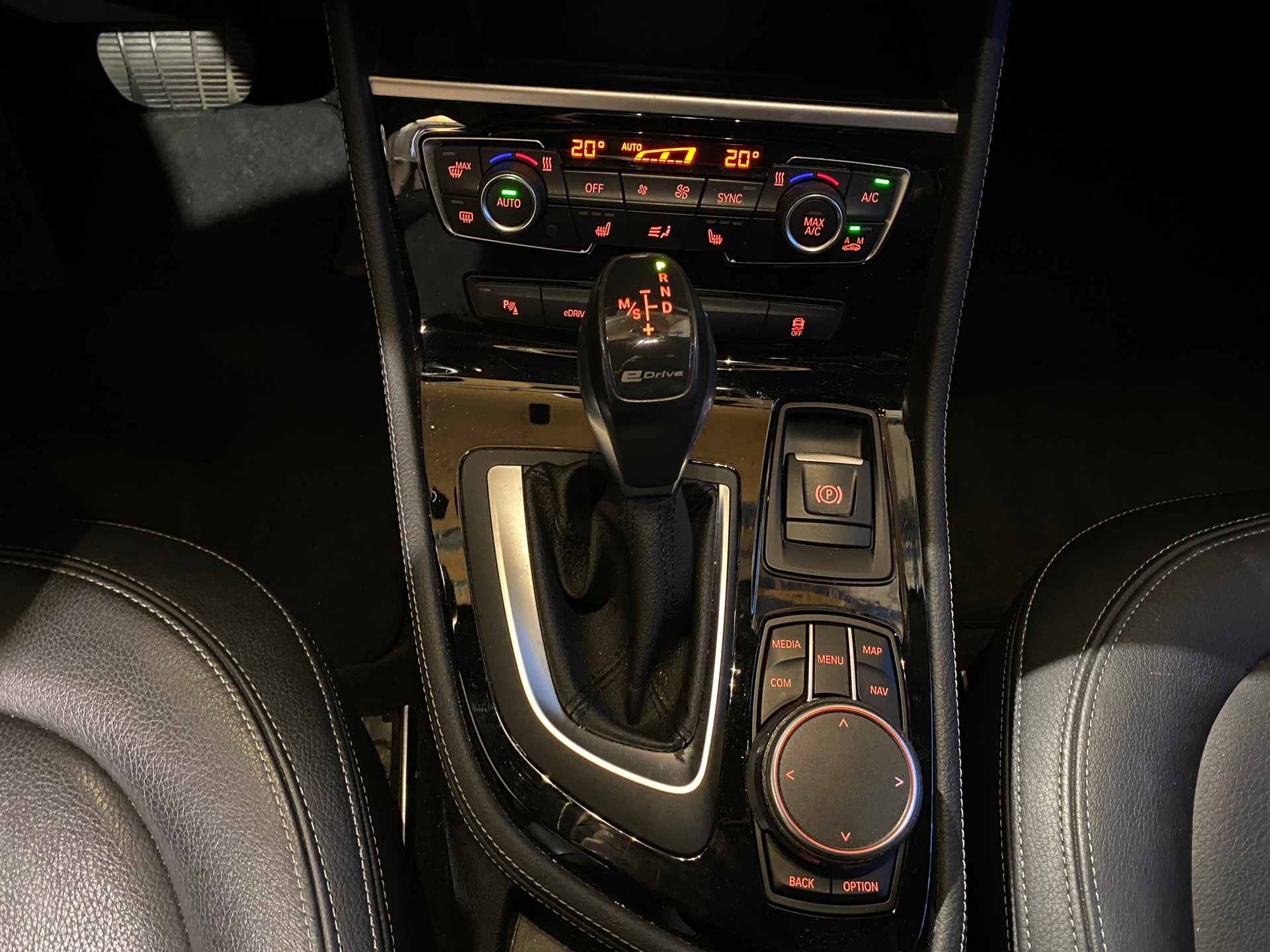 BMW 225xe iPerformance Active Tourer Luxury Line Aut.-image-22