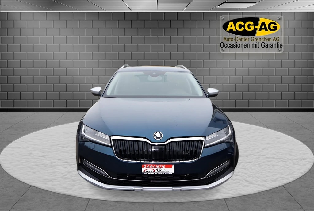 SKODA Superb Combi 2.0 TDi SportLine 4x4 DSG ** AHK ** Standheizung ** PR-Schiebedach ** Frisch ab MFK & Service**-image-1