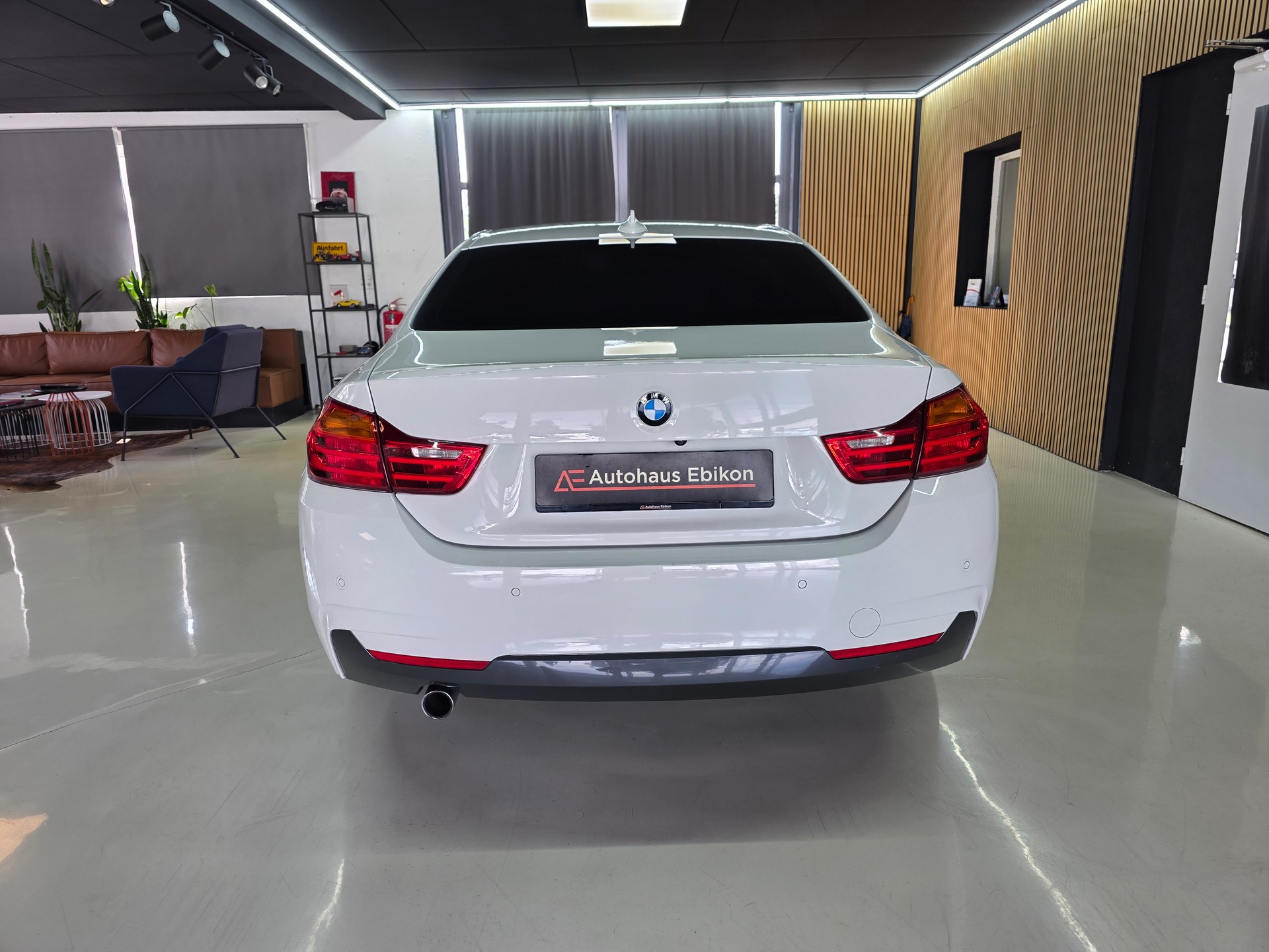 BMW 420d Coupé xDrive M-Sport Steptronic-image-5