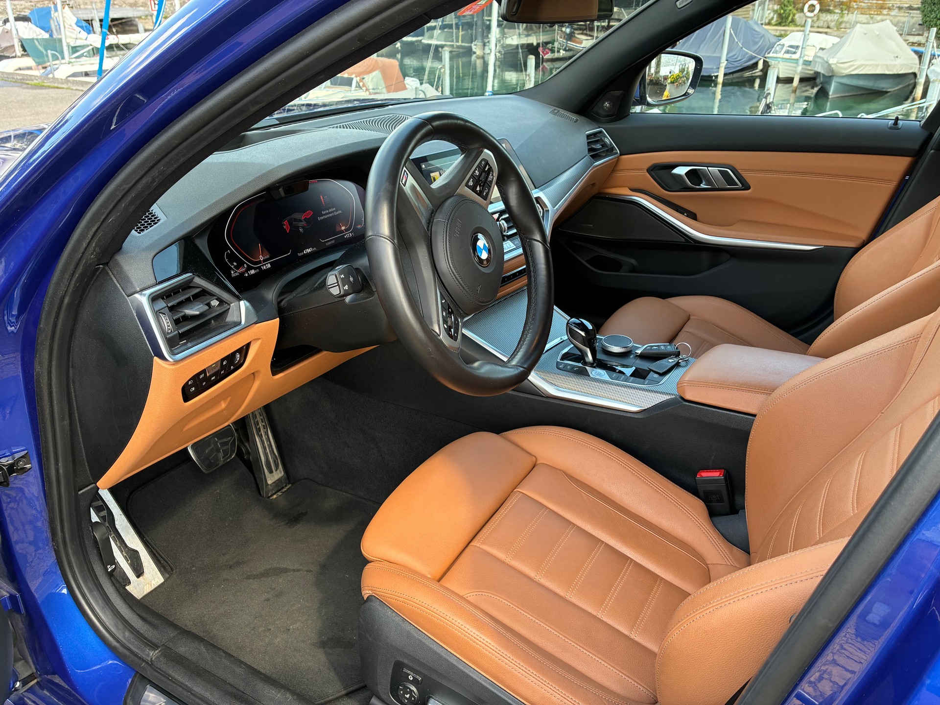 BMW 320d xDrive-image-4
