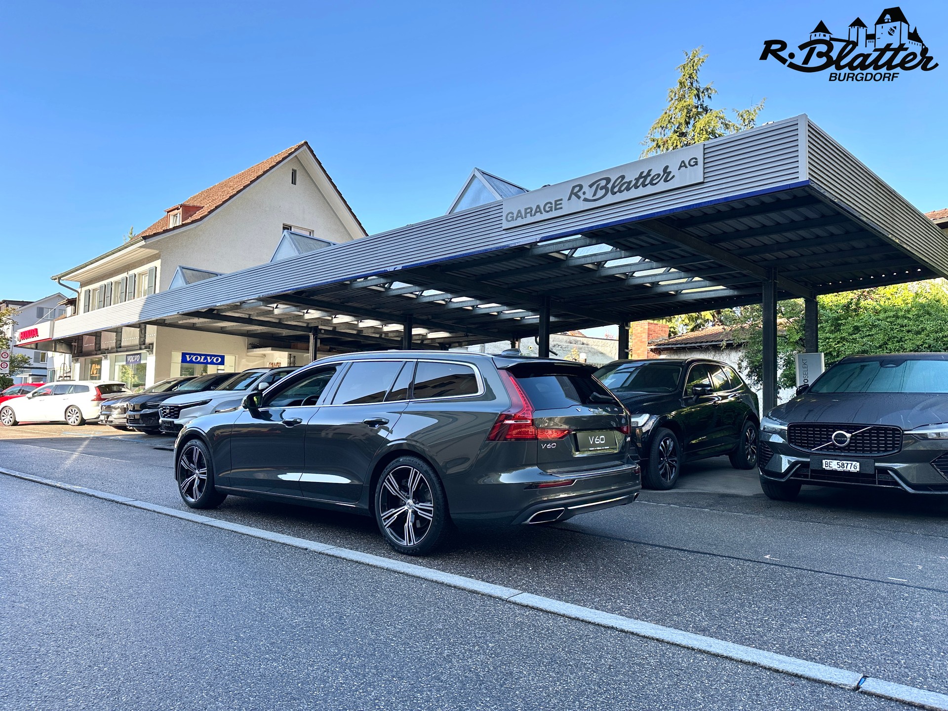 VOLVO V60 T6 AWD Inscription Geartronic-image-3
