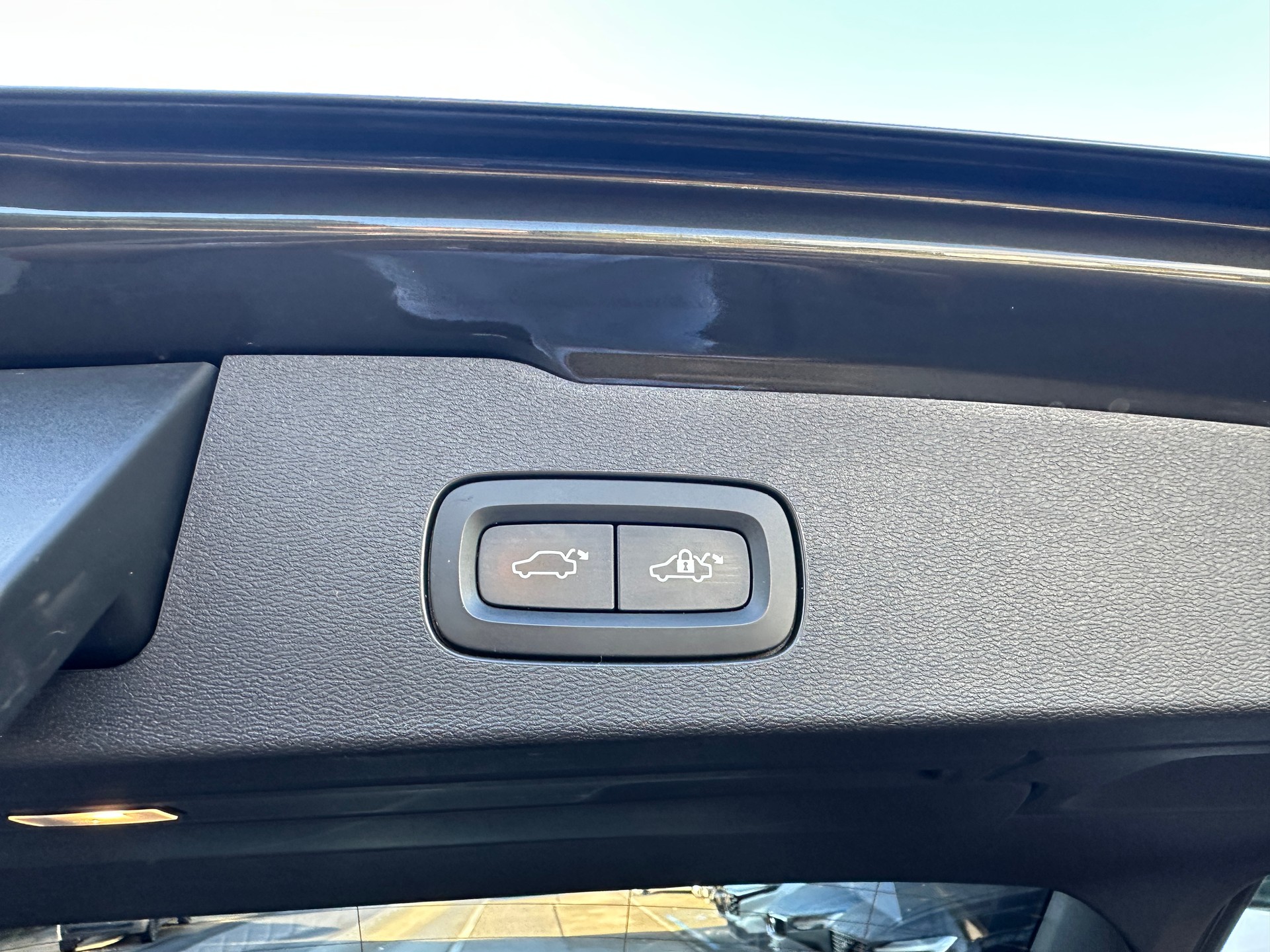 VOLVO V60 T6 AWD Inscription Geartronic-image-15