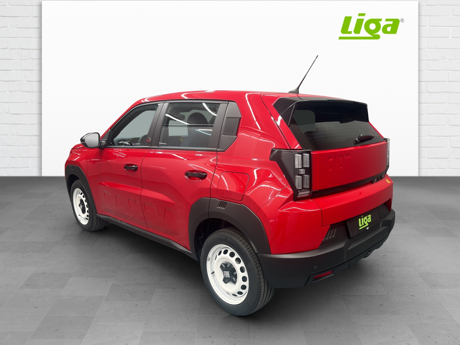 FIAT Grande Panda Red BEV-showroom-element-3