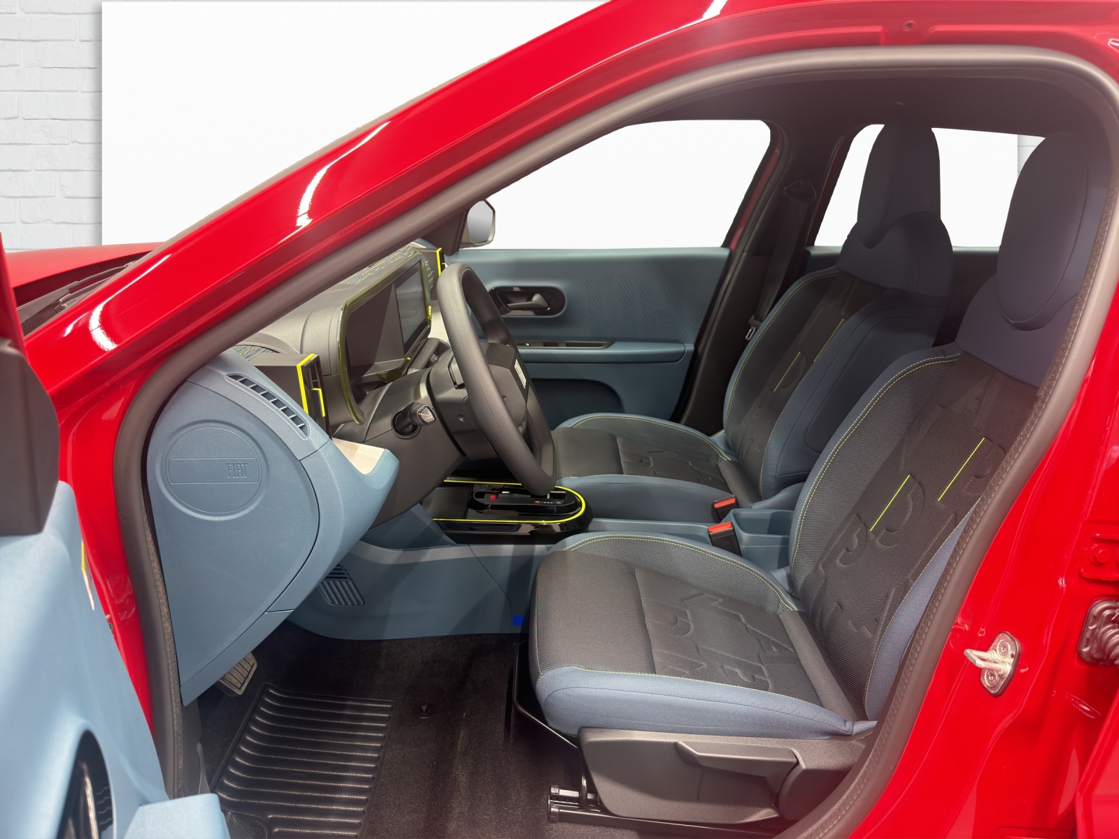 FIAT Grande Panda Red BEV-image-6