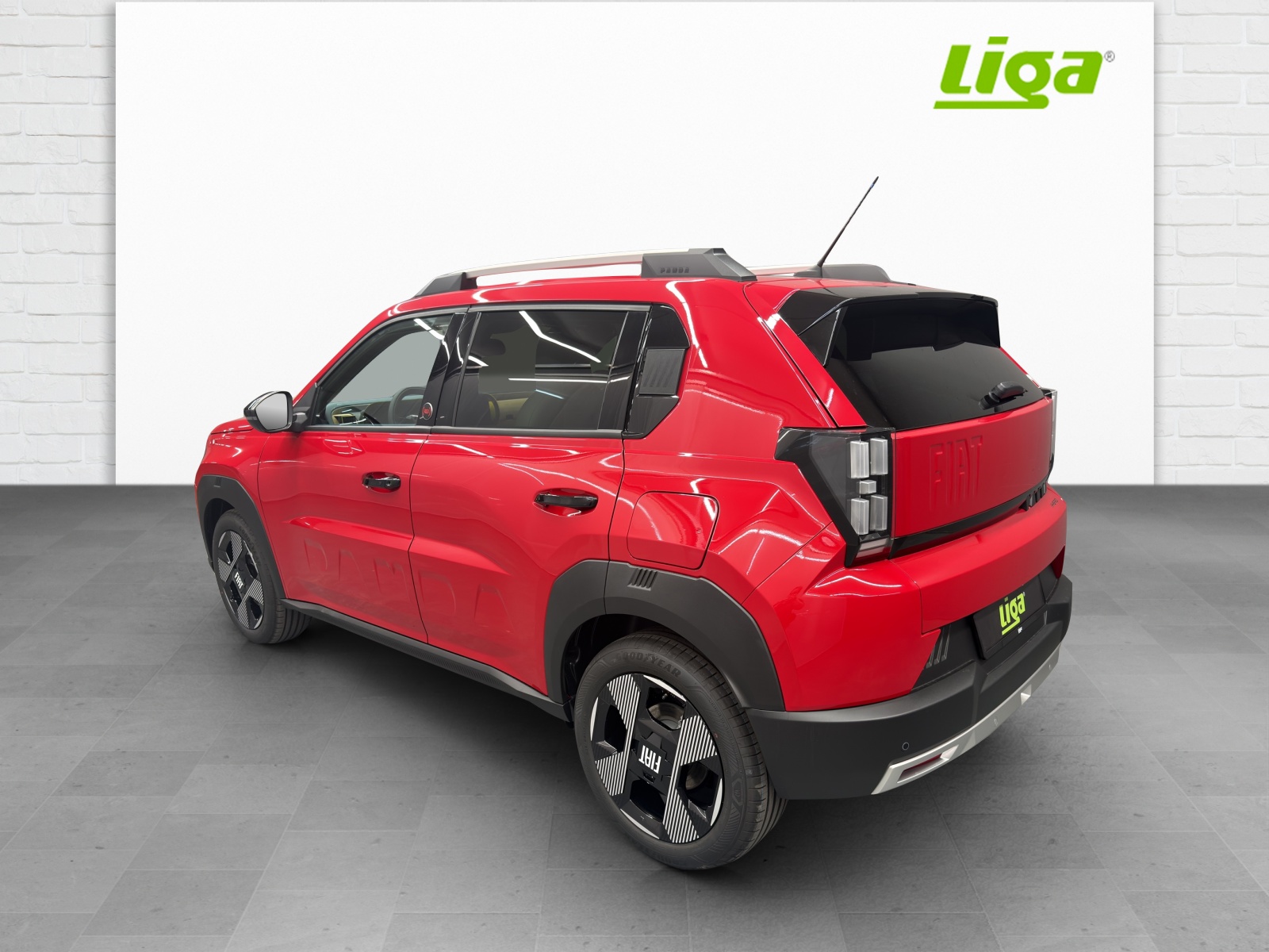 FIAT Grande Panda Red BEV-showroom-element-3