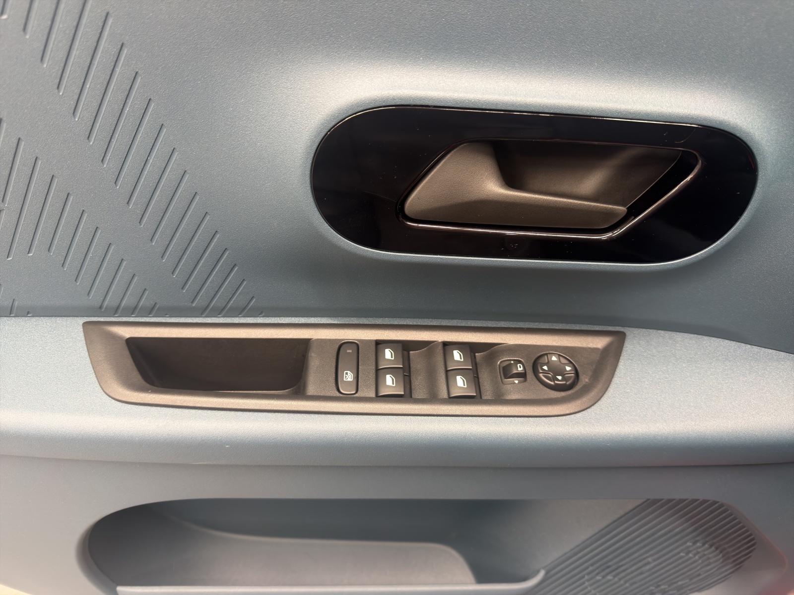 FIAT Grande Panda Red BEV-image-14