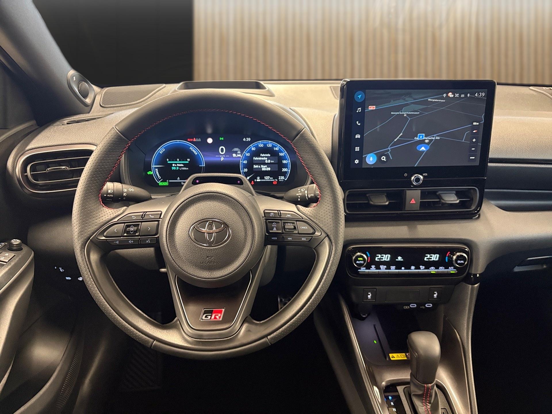 TOYOTA Yaris 1.5 GR Sport e-CVT-image-12
