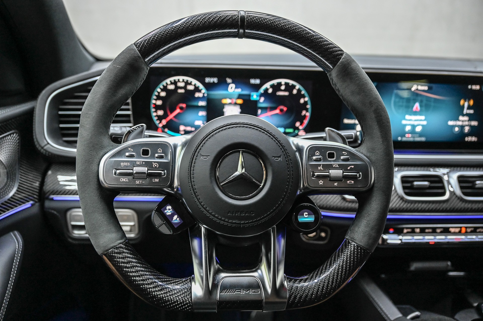 MERCEDES-BENZ GLE 63 S AMG 4matic + 9G-Speedshift-image-22