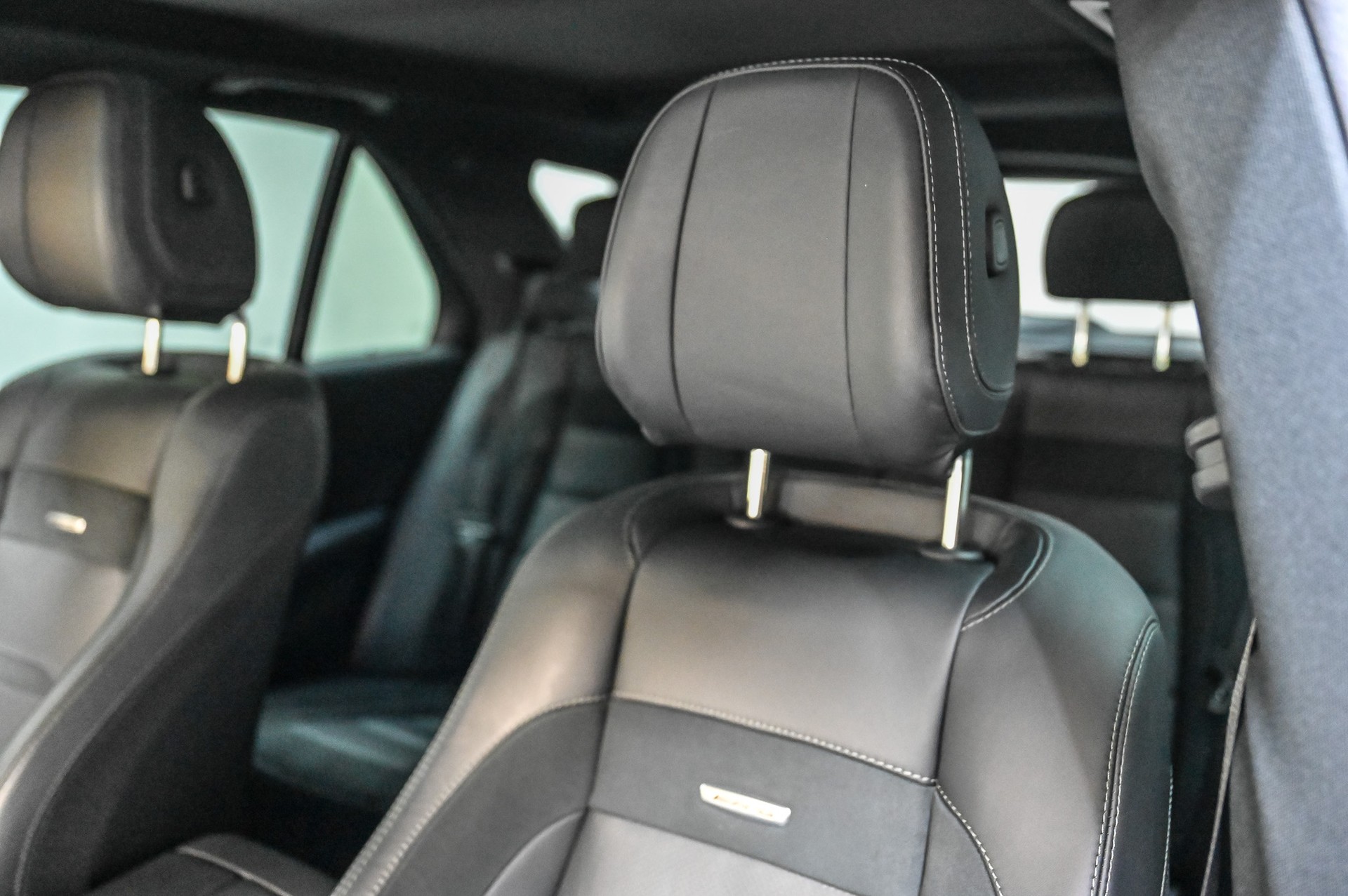 MERCEDES-BENZ GLE 63 S AMG 4matic + 9G-Speedshift-image-28