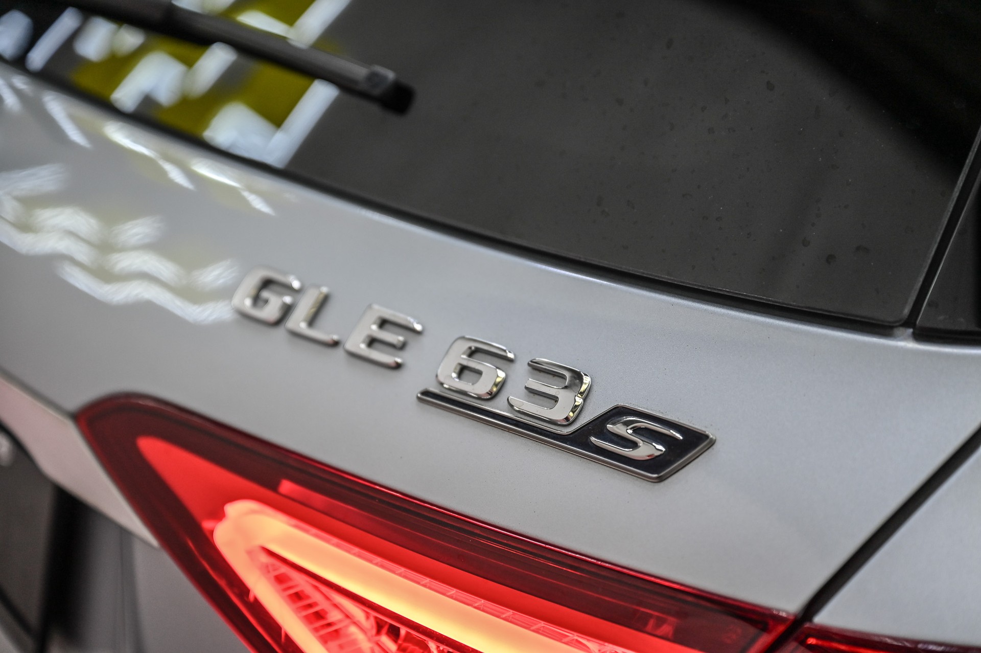 MERCEDES-BENZ GLE 63 S AMG 4matic + 9G-Speedshift-image-15