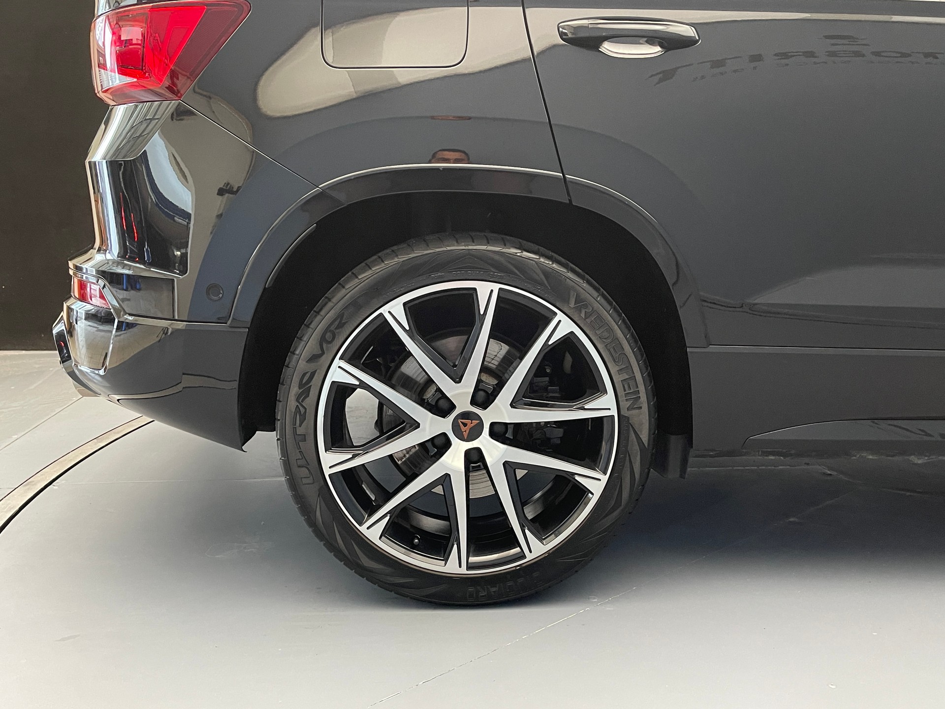 CUPRA Cupra Ateca 2.0 TSI 4Drive DSG-image-4
