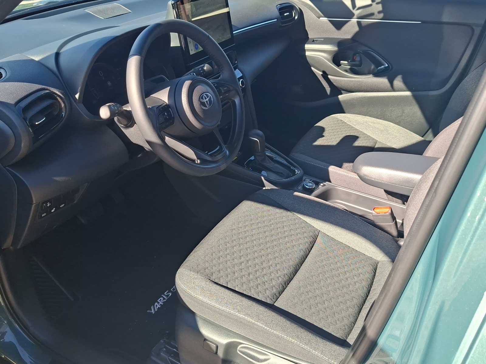 TOYOTA Yaris Cross 1.5 Trend AWDi e-CVT-image-5
