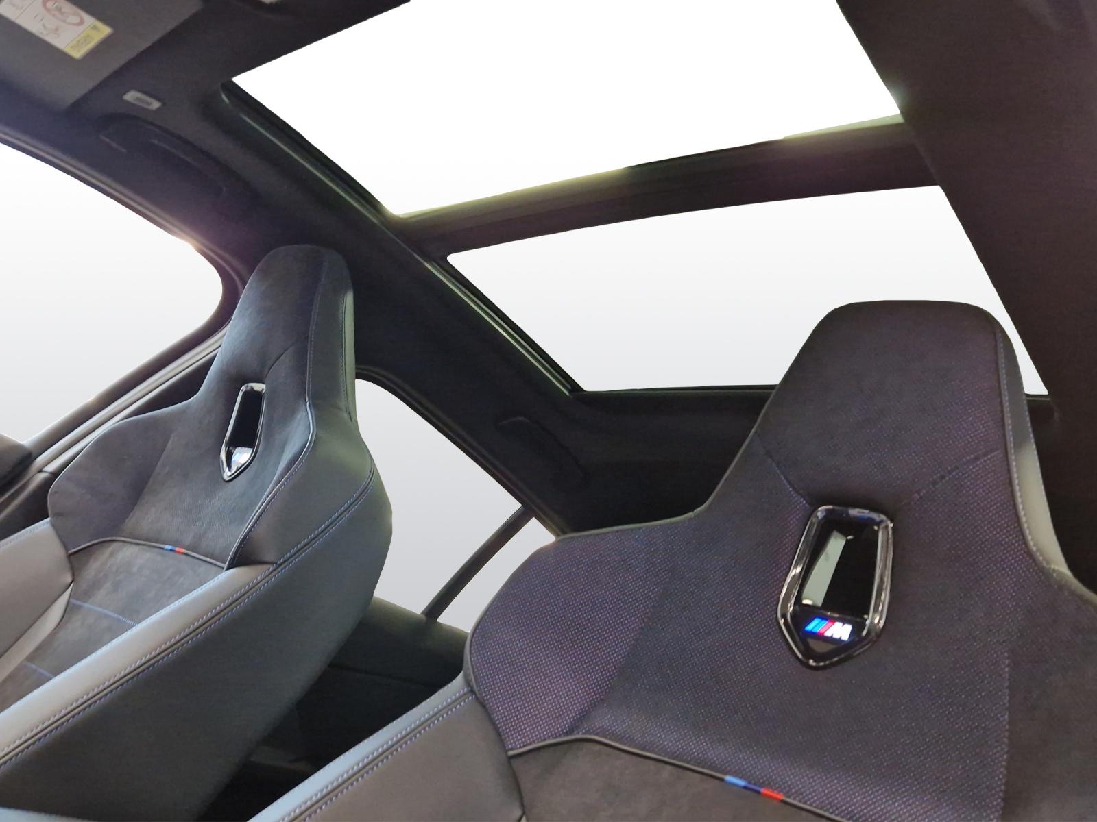 BMW 123 xDrive Hatch M Sport Pro-image-21
