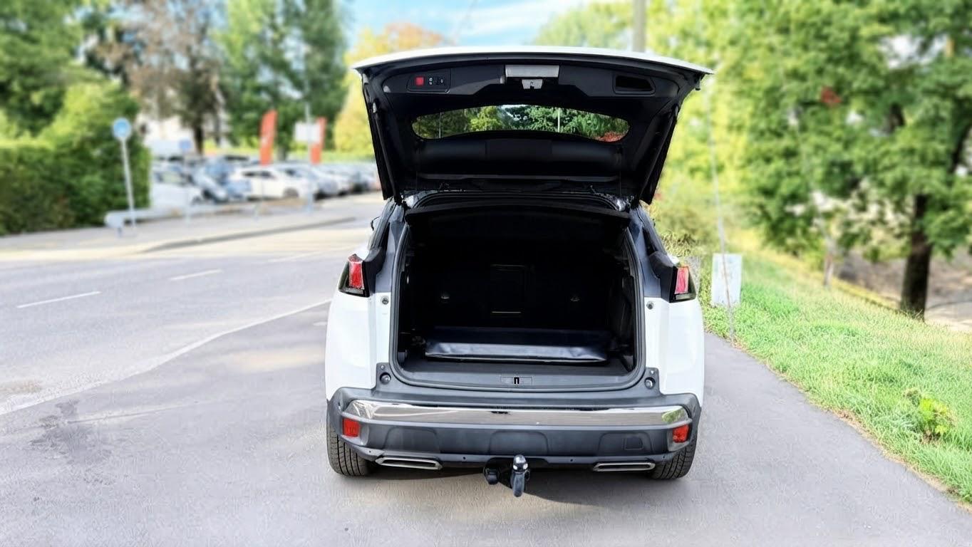PEUGEOT 3008 1.5 BlueHDi Active EAT-image-14