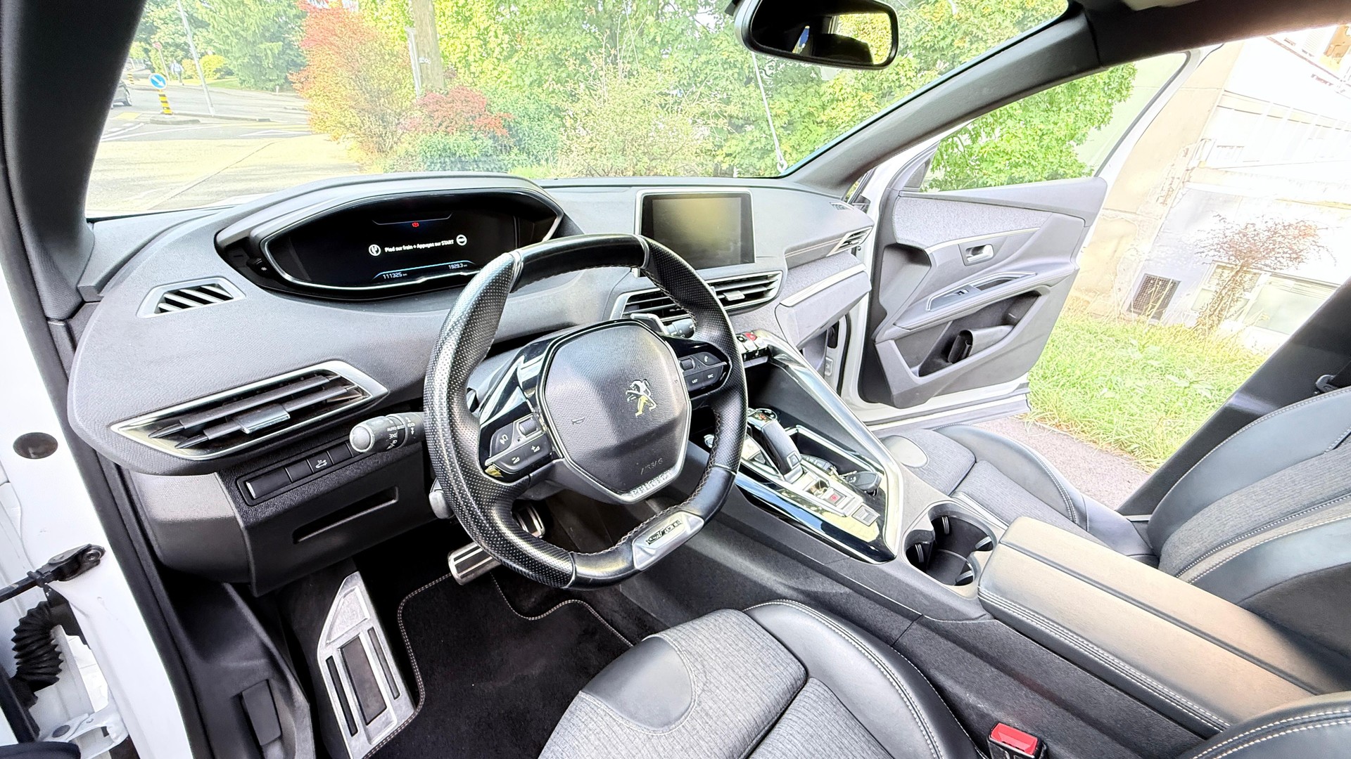 PEUGEOT 3008 1.5 BlueHDi Active EAT-image-8
