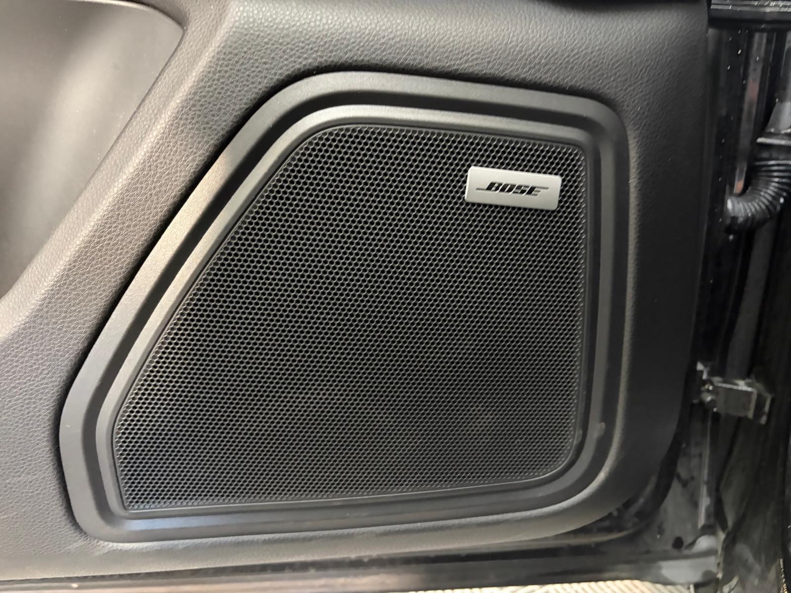 PORSCHE Macan S PDK - Attelage - Toit ouvrant-image-27