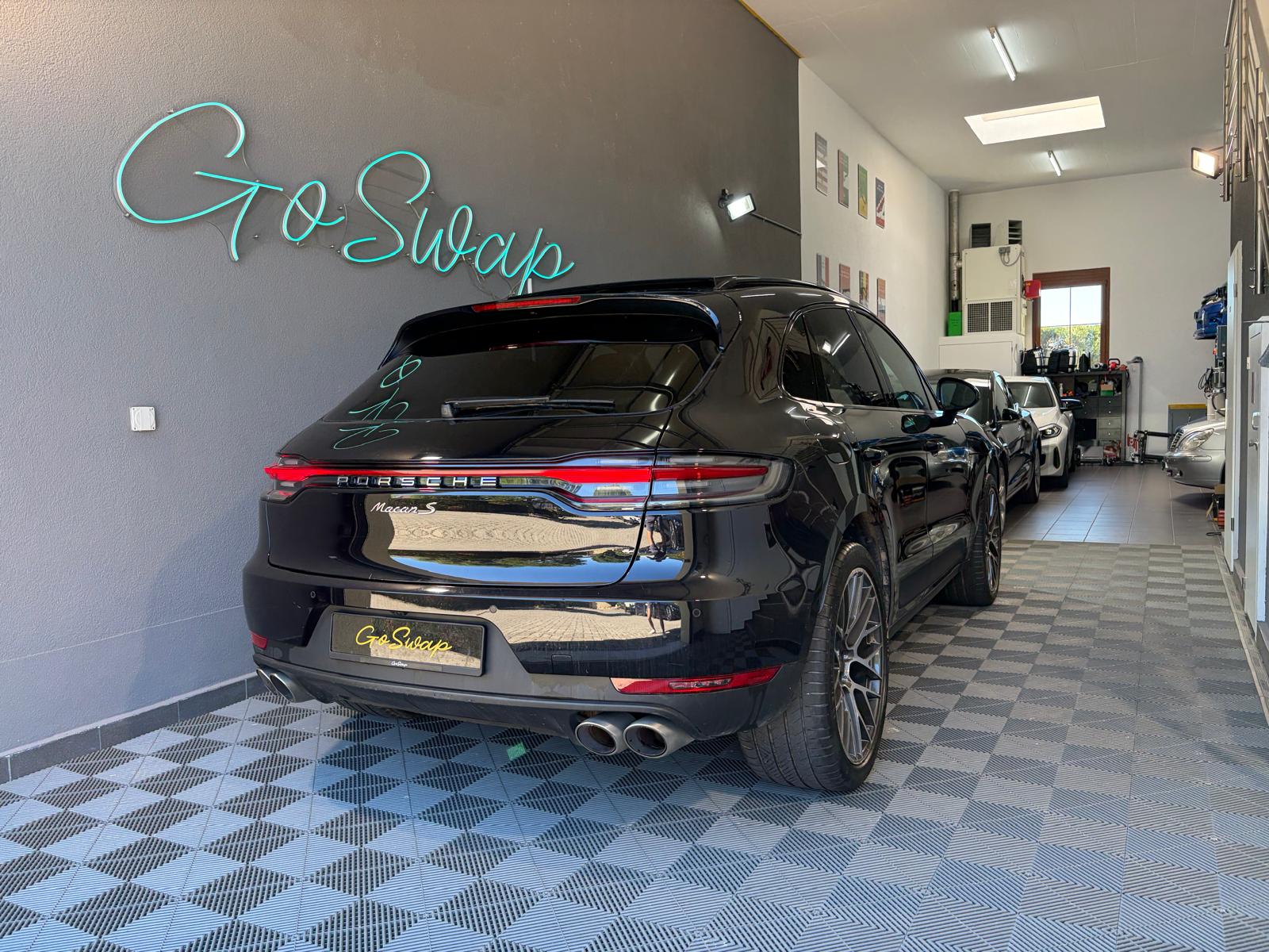 PORSCHE Macan S PDK - Attelage - Toit ouvrant-image-3