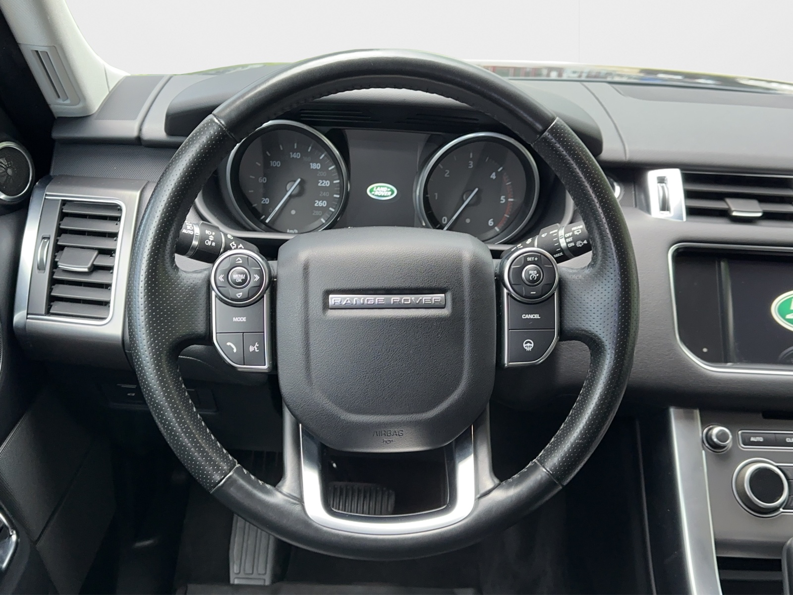 LAND ROVER Range Rover Sport 3.0 TDV6 SE Automatic-image-9