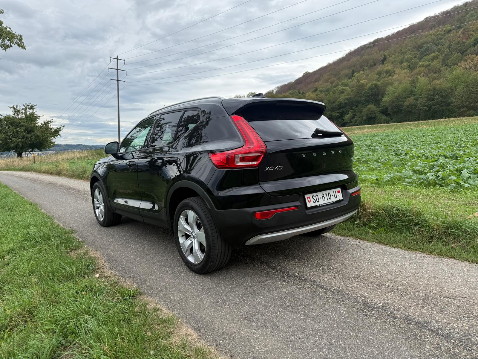 VOLVO XC40 T3-image-5