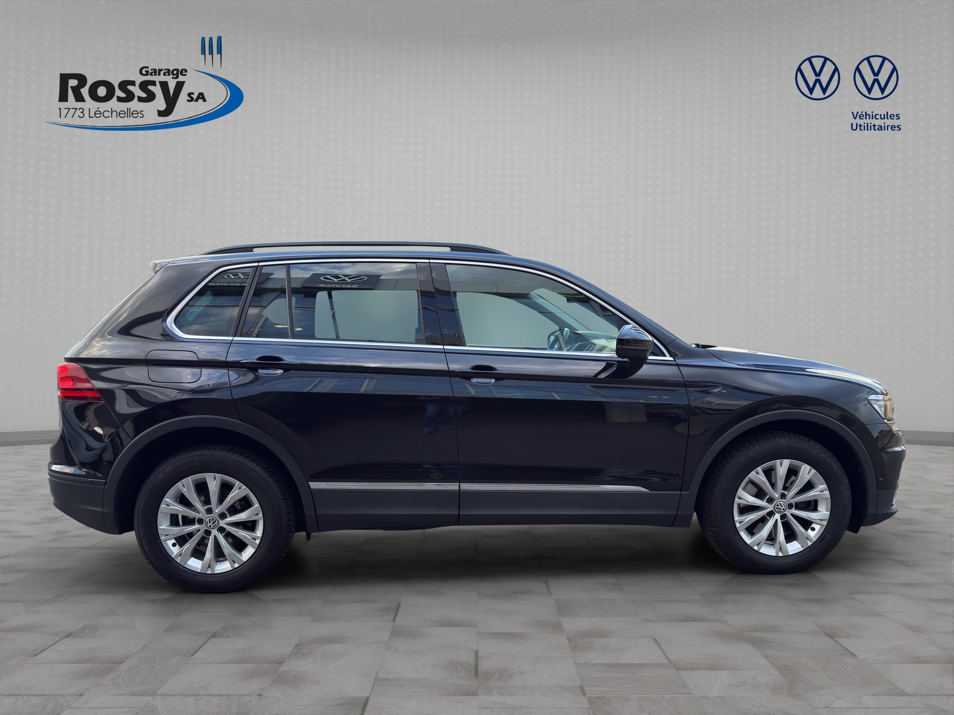 VW Tiguan 2.0TSI Comfortline 4Motion DSG-image-6