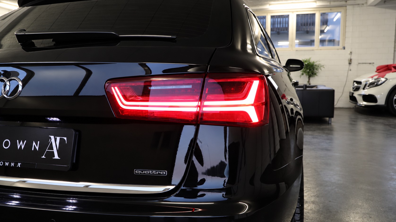 AUDI A6 Avant 3.0 TDI V6 quattro S-tronic-image-17