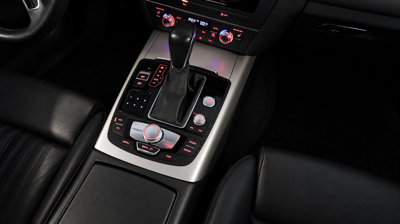 AUDI A6 Avant 3.0 TDI V6 quattro S-tronic-image-9