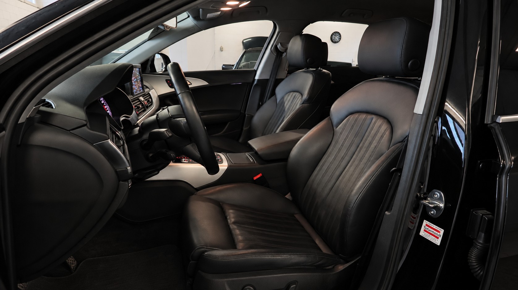 AUDI A6 Avant 3.0 TDI V6 quattro S-tronic-image-3
