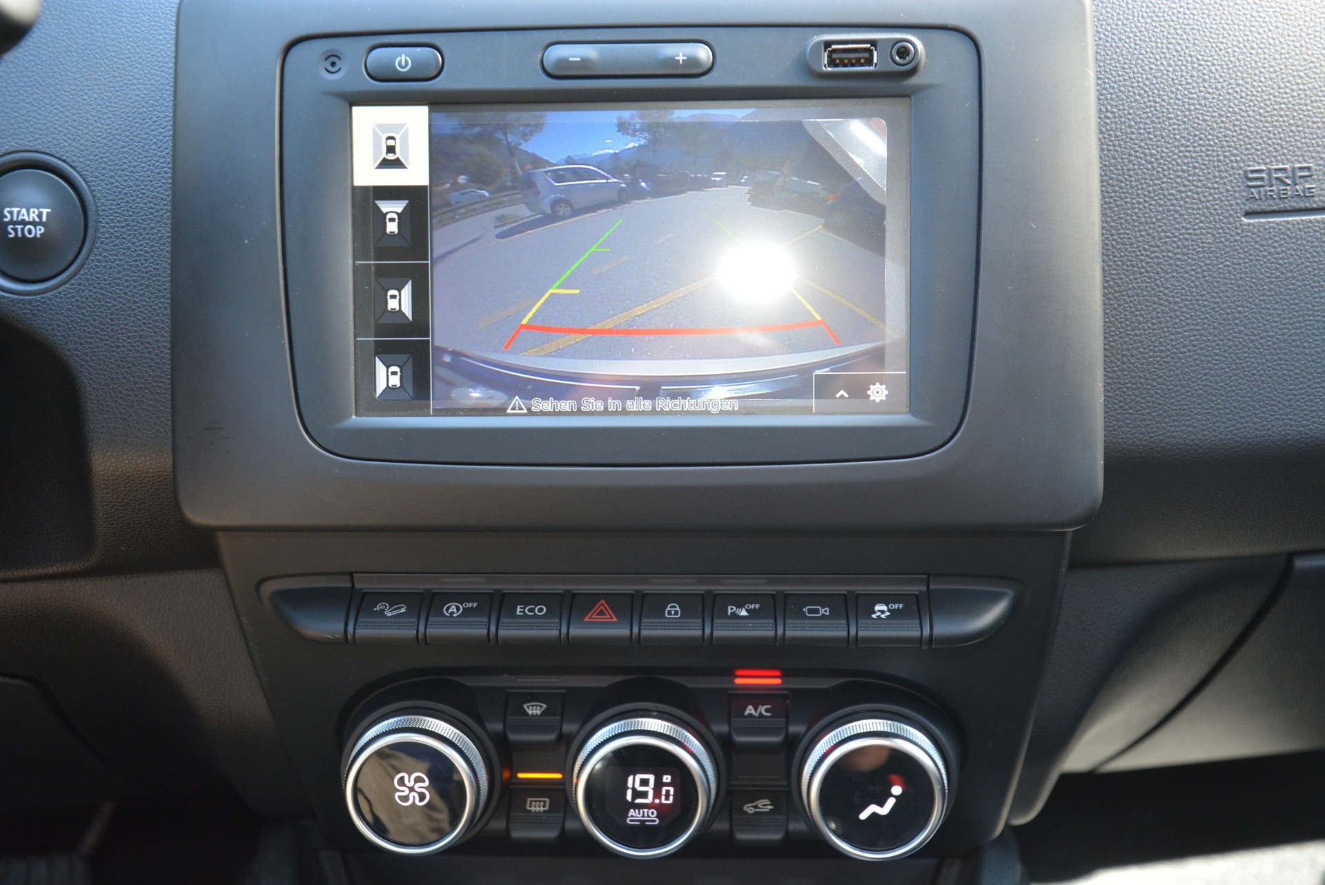 DACIA Duster SCe 115 Ultimate 4x4-image-6