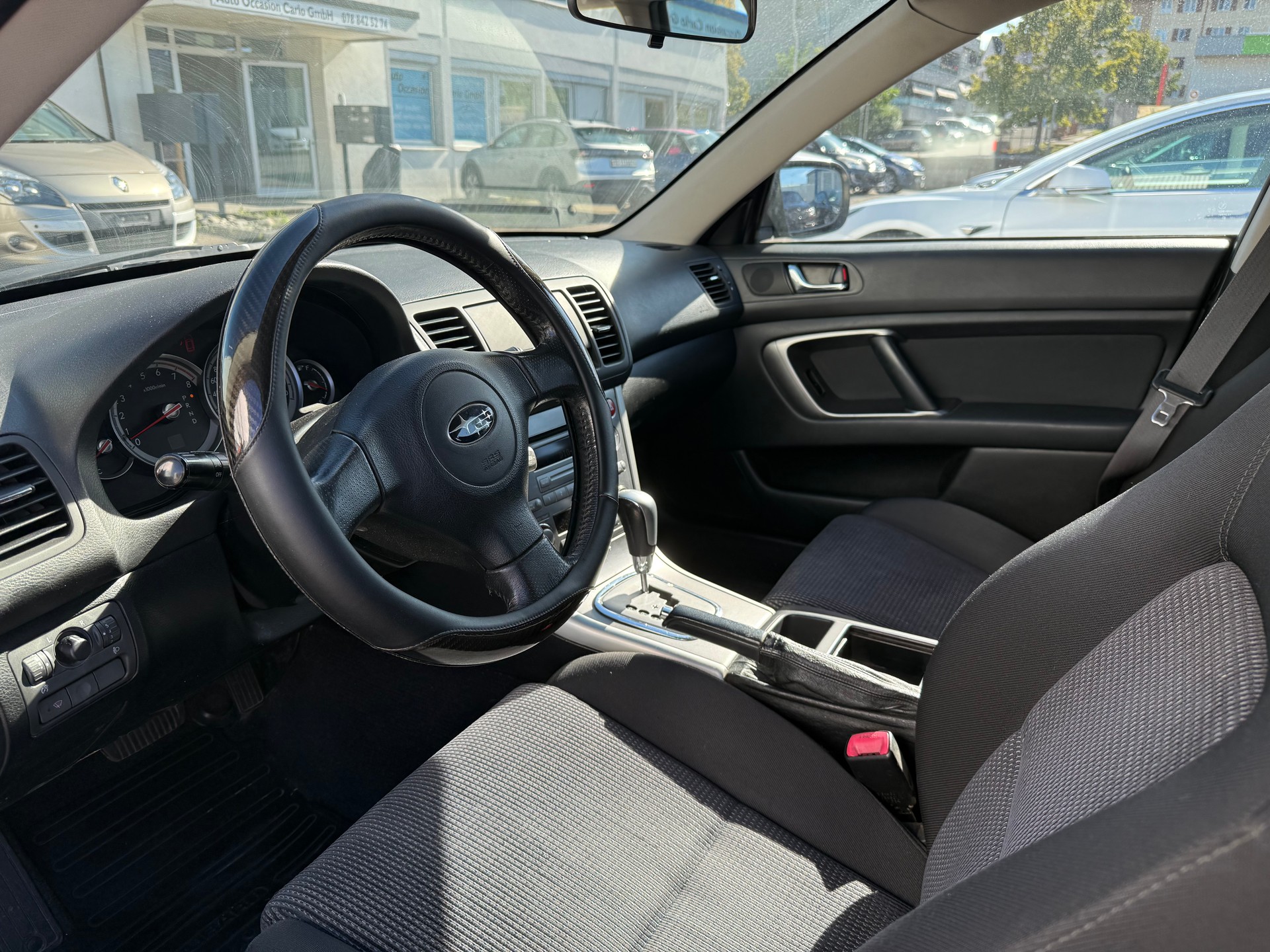 SUBARU Outback 2.5i AWD-image-3
