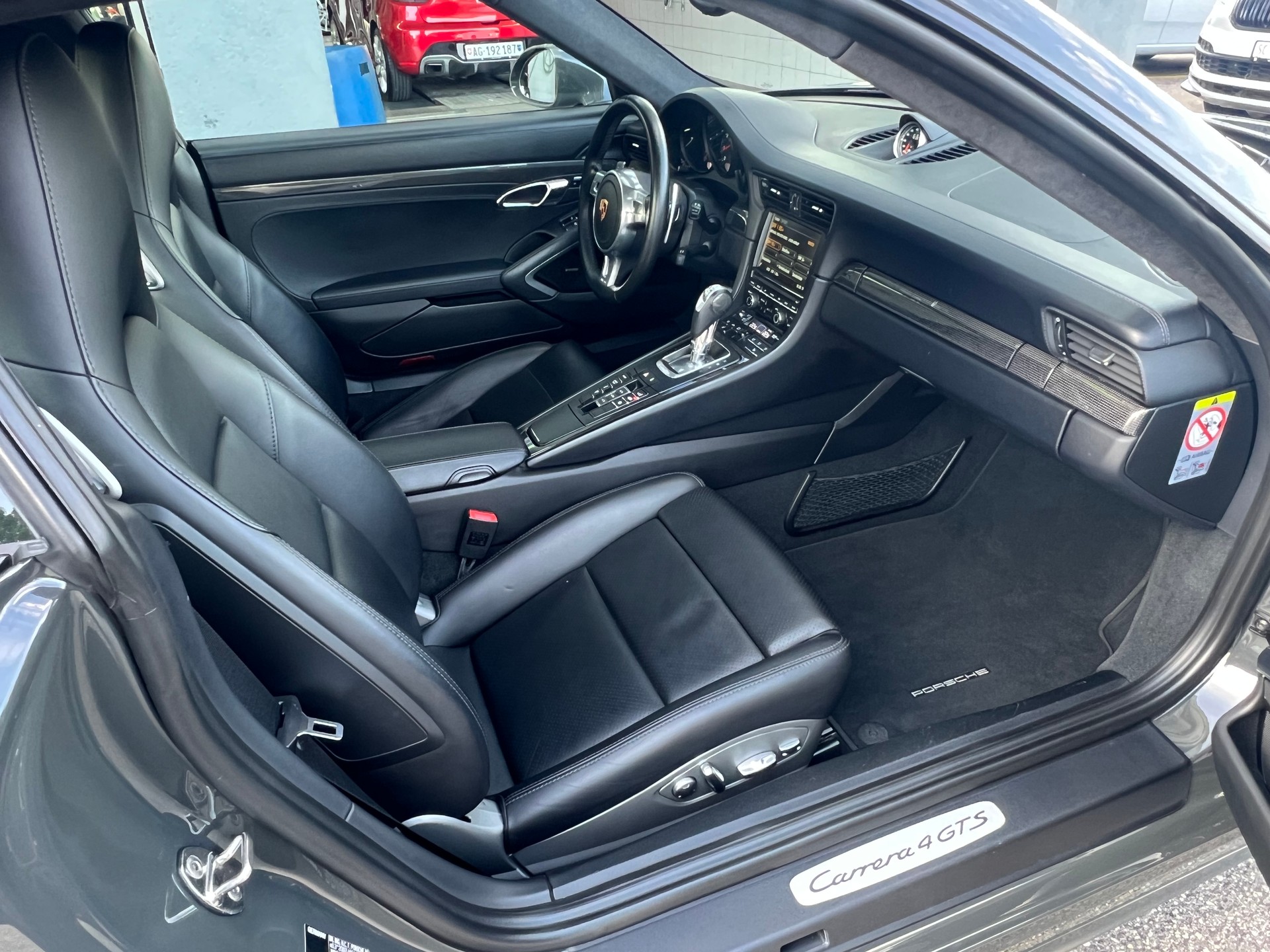 PORSCHE 911 Coupé 3.8 Carrera 4 GTS PDK * PTS Schiefergrau *-image-11