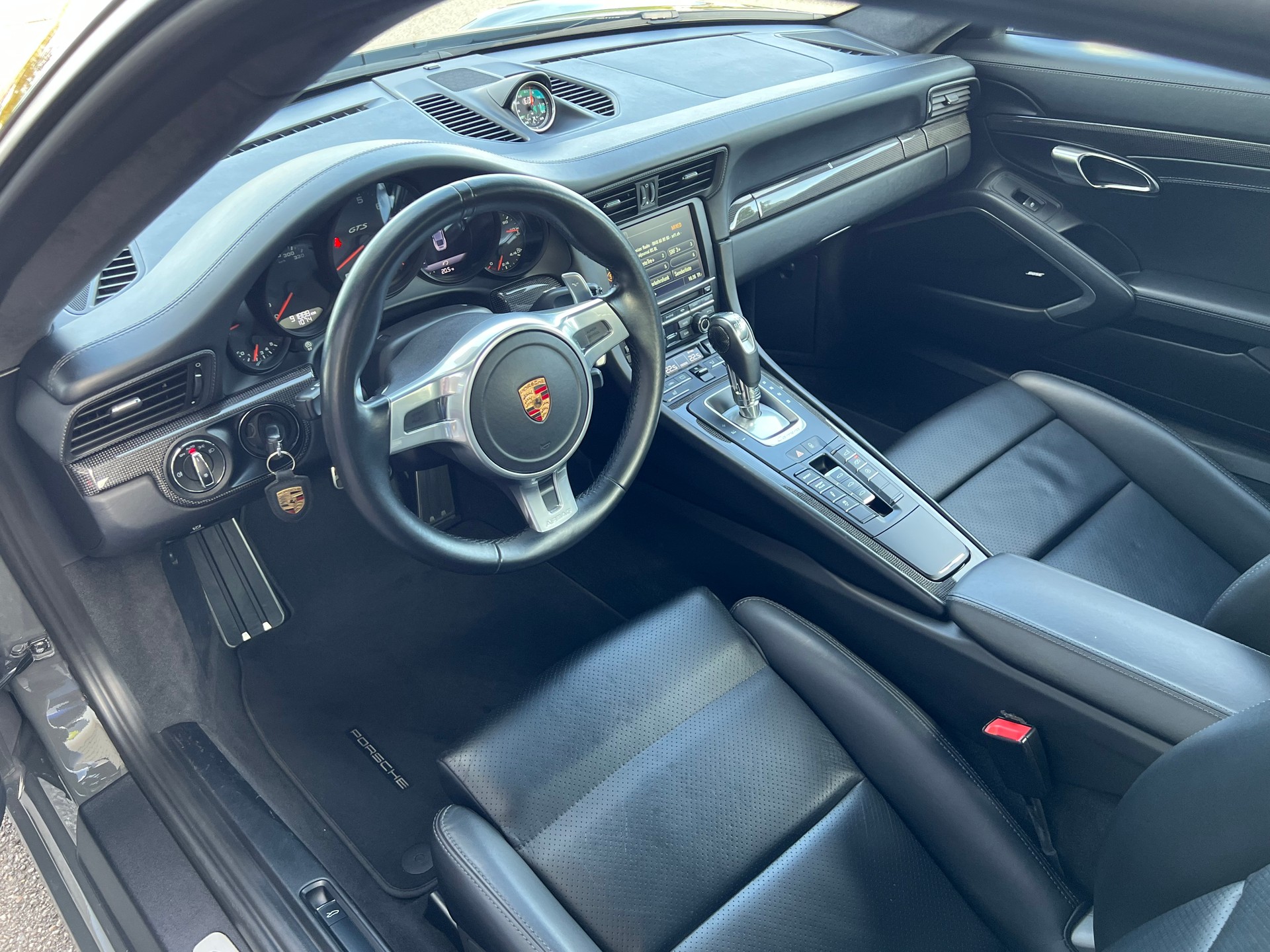 PORSCHE 911 Coupé 3.8 Carrera 4 GTS PDK * PTS Schiefergrau *-image-8