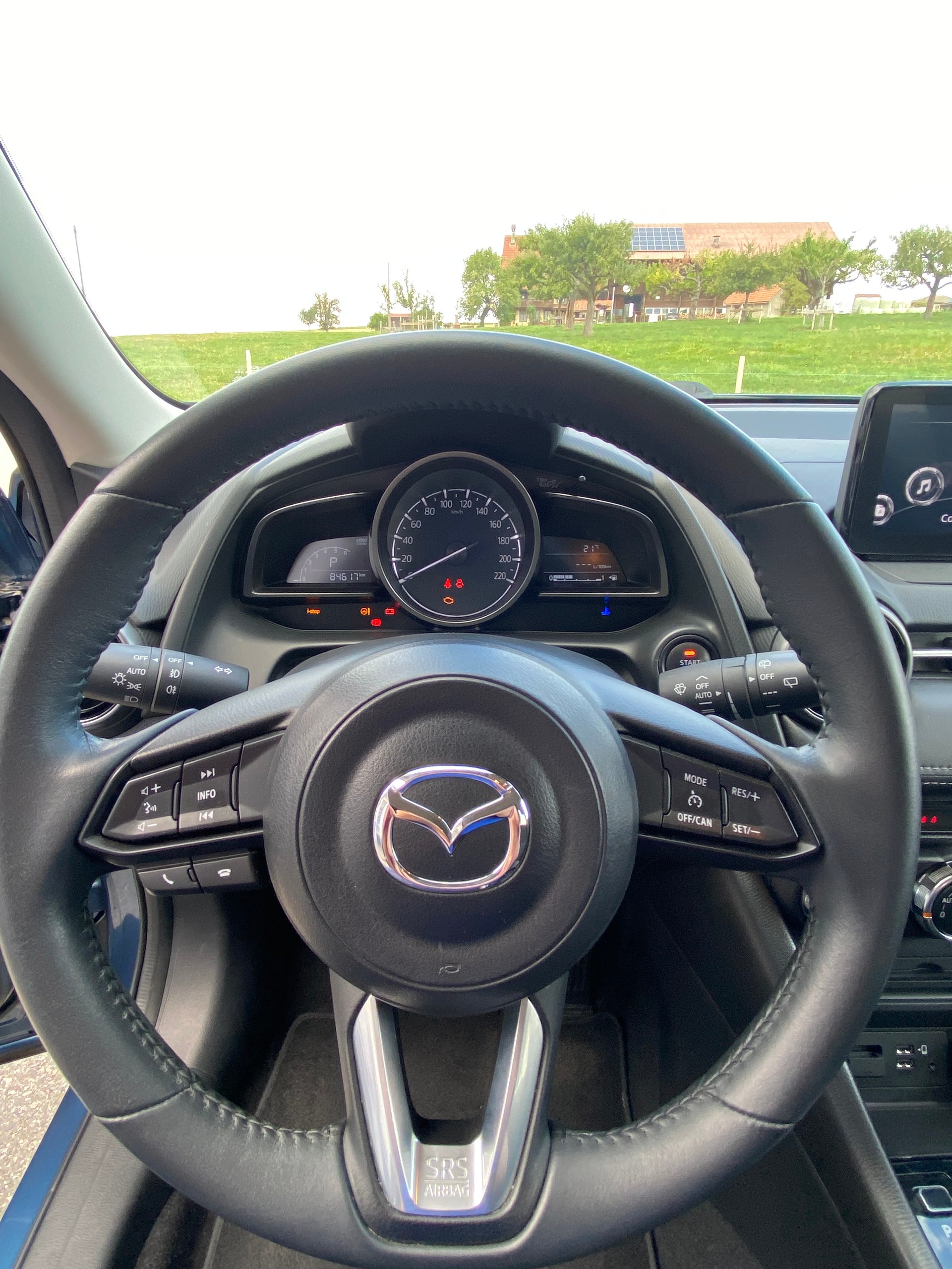 MAZDA CX-3 SKYACTIV-G 121 100TH Anniversary FWD Automat-image-11