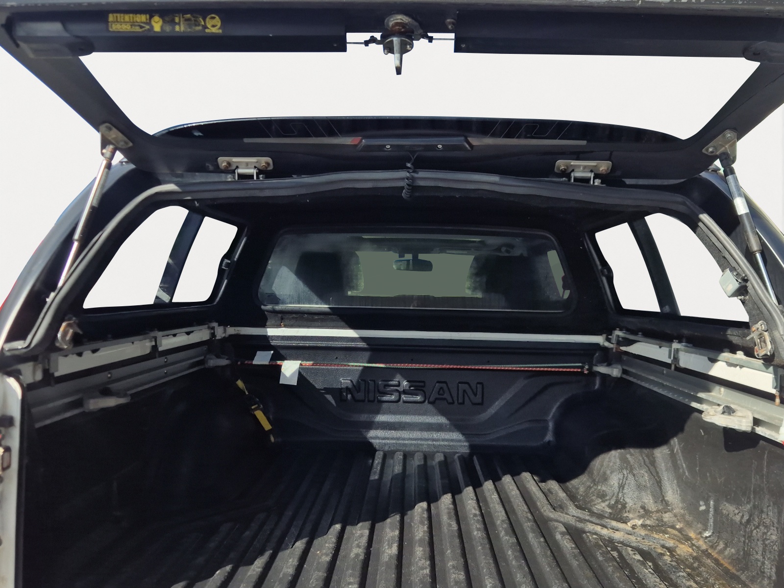 NISSAN Navara Double Cab N-Connecta 2.3 dCi 4WD-image-14