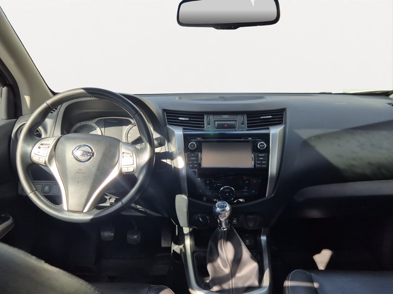 NISSAN Navara Double Cab N-Connecta 2.3 dCi 4WD-image-11