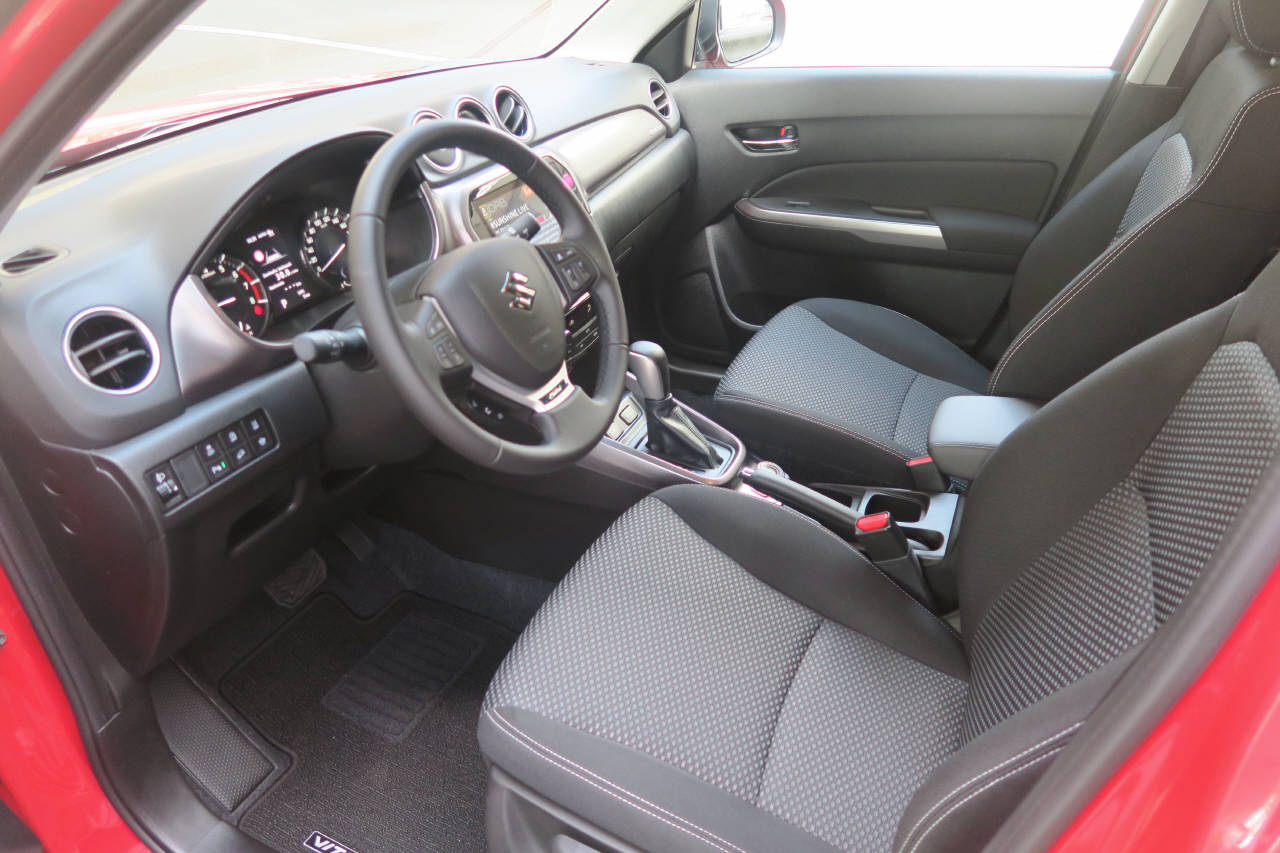 SUZUKI Vitara 1.4 T Piz Sulai Hybrid 4x4-image-3