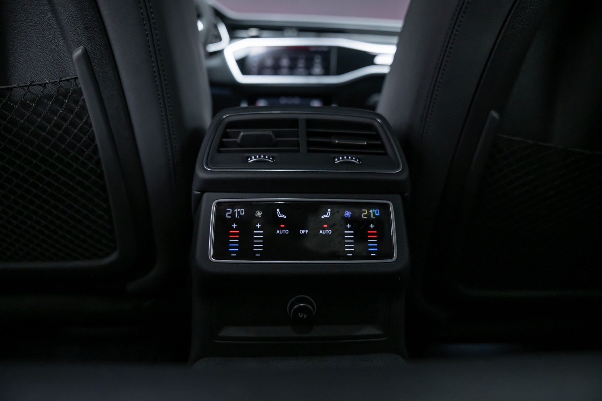 AUDI S6 3.0 V6 TDI quattro T-Tronic / Sportsitze / Rückfahrkamera / el.Heckklappe-image-19