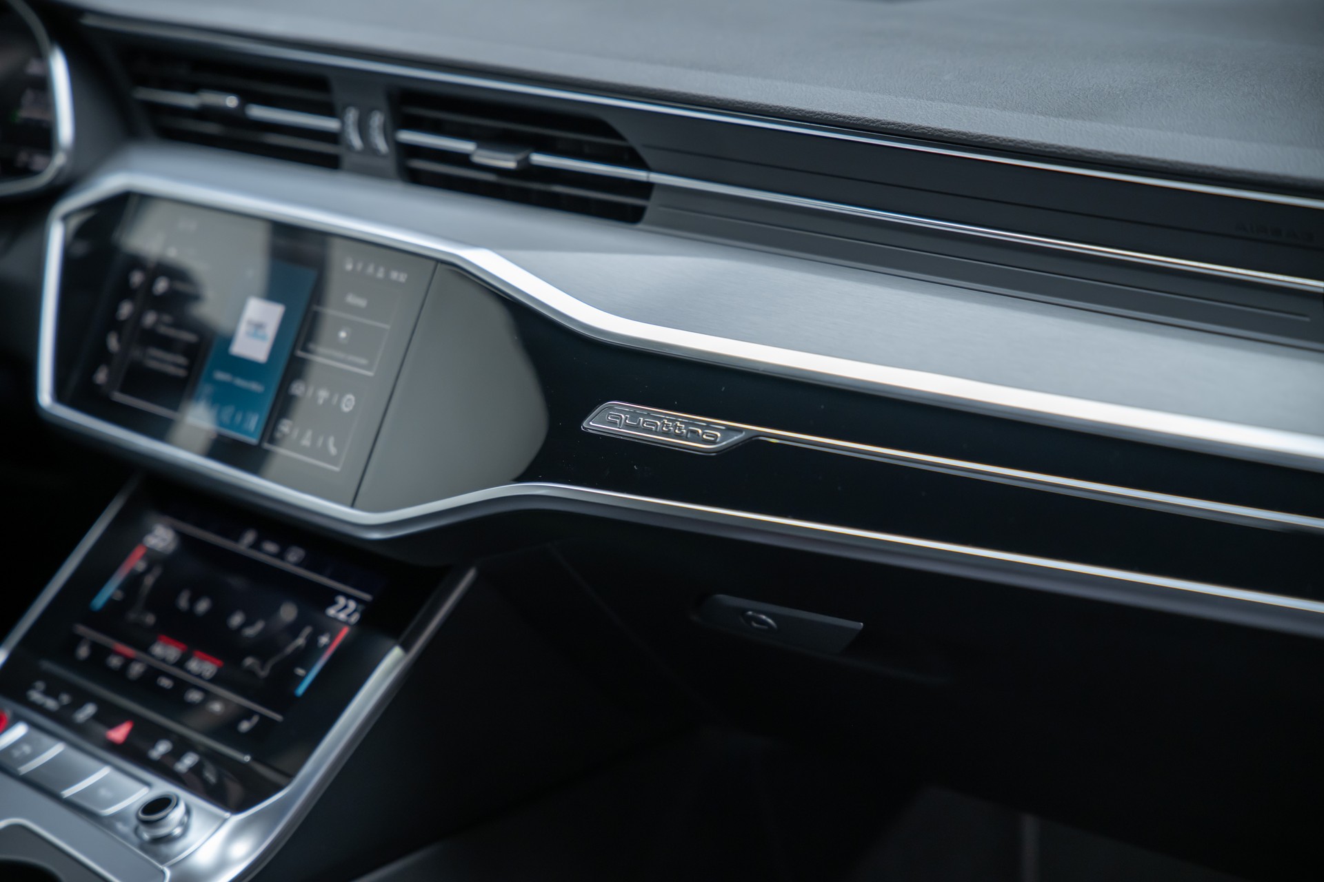 AUDI S6 3.0 V6 TDI quattro T-Tronic / Sportsitze / Rückfahrkamera / el.Heckklappe-image-22