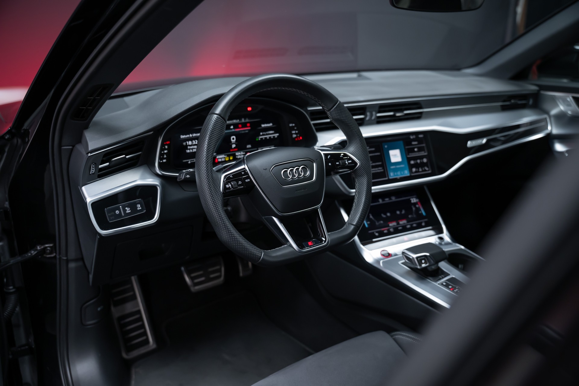 AUDI S6 3.0 V6 TDI quattro T-Tronic / Sportsitze / Rückfahrkamera / el.Heckklappe-image-12