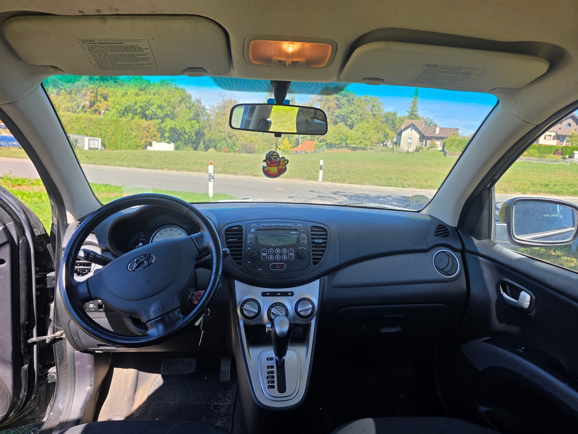HYUNDAI i10 1.2 Style Automatic-image-7