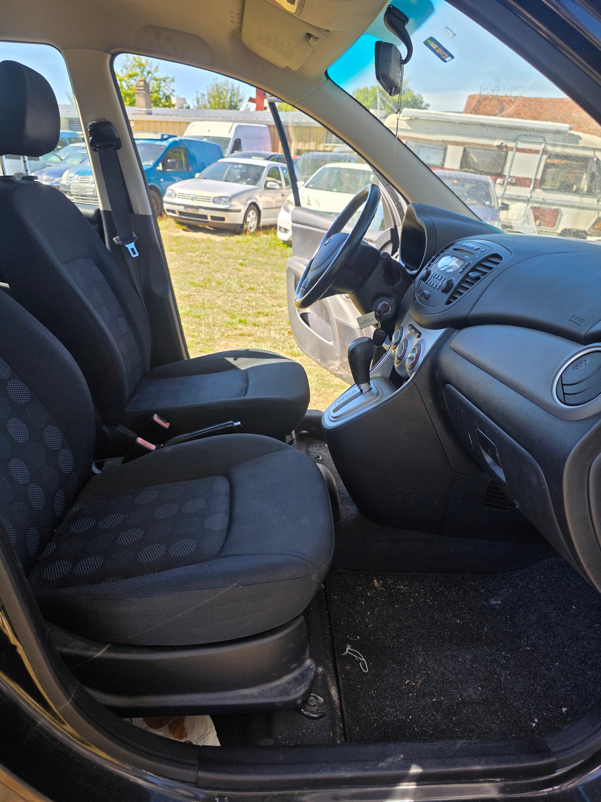HYUNDAI i10 1.2 Style Automatic-image-8