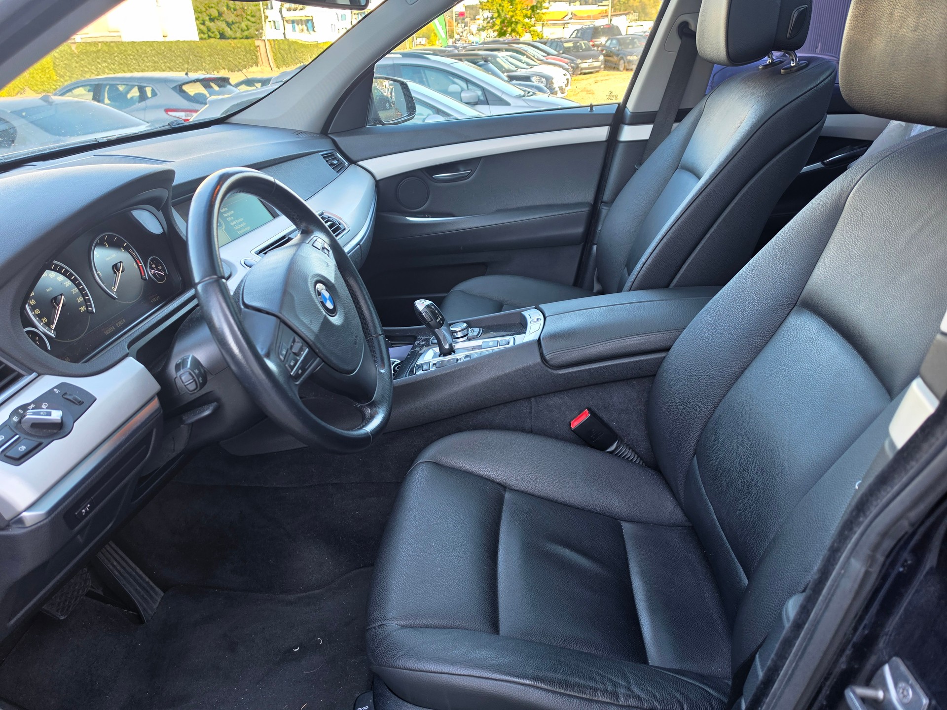 BMW 530d xDrive GT Steptronic-image-8